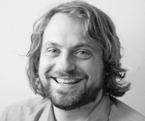 Dr. Raphael Heiberger Dr. Raphael Heiberger