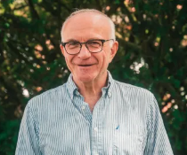 Prof. Dr. Isak Frumin Prof. Dr. Isak Frumin